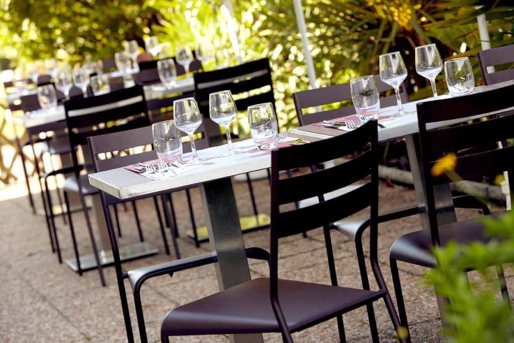 Campanile Cholet Hotel Екстериор снимка