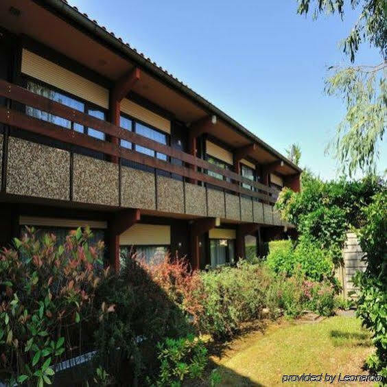 Campanile Cholet Hotel Екстериор снимка